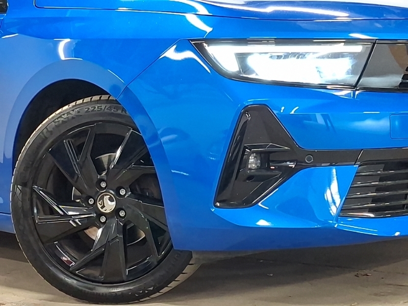 Vauxhall Astra 1.5 Turbo D Ultimate Blue #20