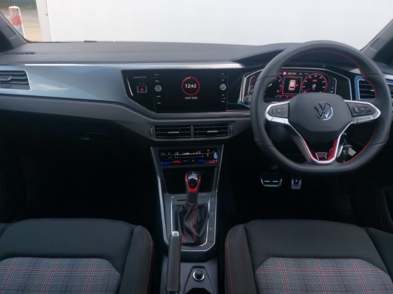 Volkswagen Polo 2.0 Tsi Gti Dsg White #3