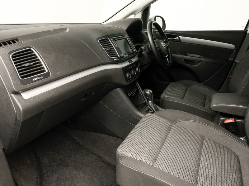 Volkswagen Sharan 1.4 Tsi Se Nav Dsg Silver #5
