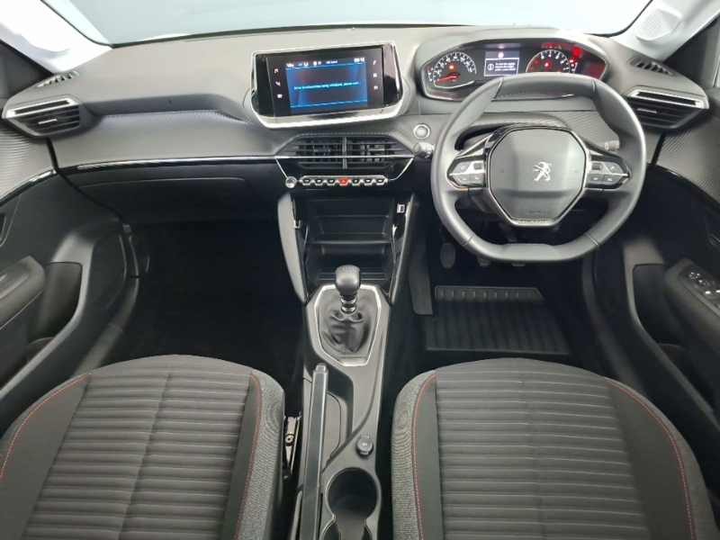 Peugeot 208 1.2 Puretech 100 Active Premium White #3