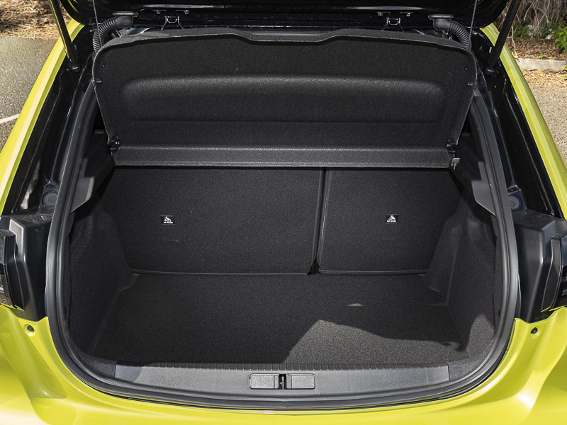 Peugeot 208 Allure Yellow #19