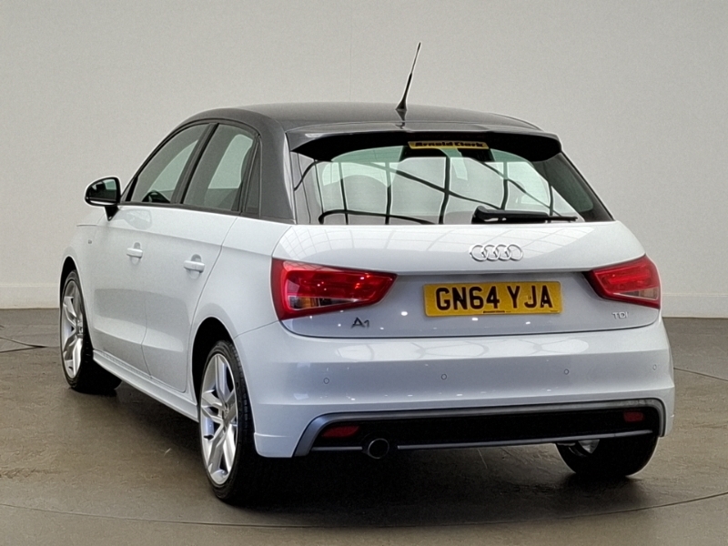 Audi A1 1.6 Tdi S Line White #2