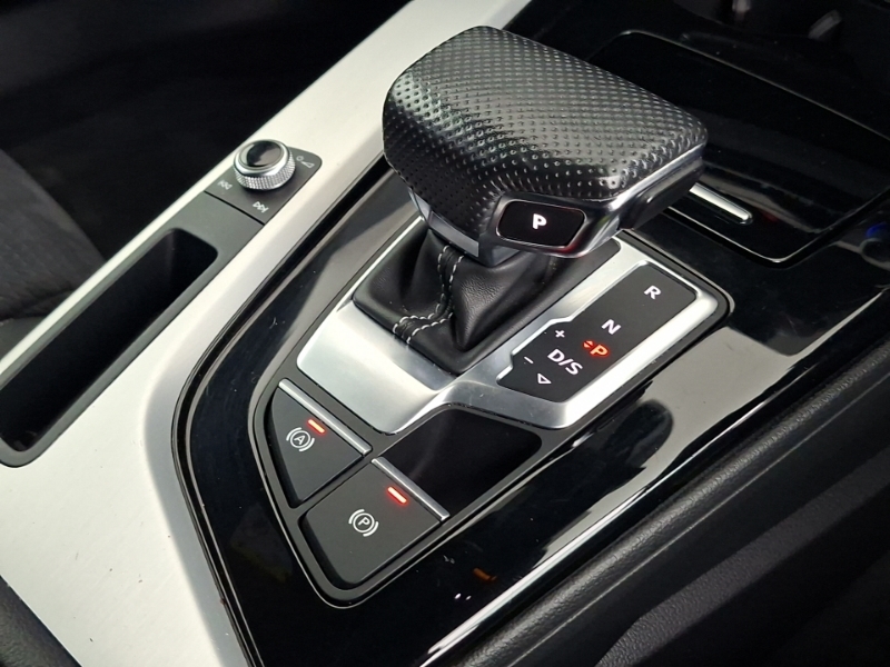 Audi A4 Audi 35 Tfsi S Line S Tronic Black #15