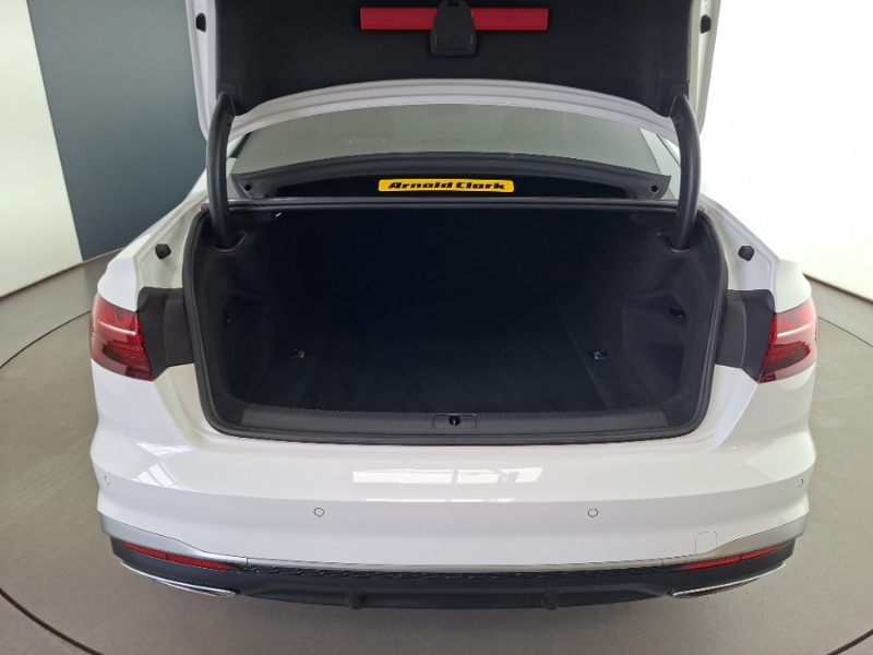 Audi A4 Audi 35 Tfsi S Line S Tronic Black #18