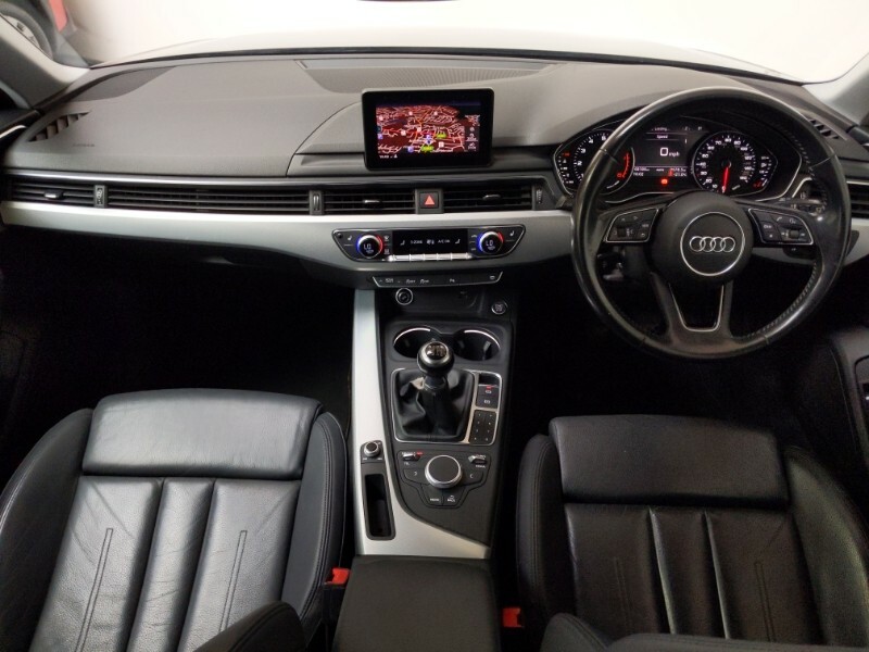 Audi A4 35 Tfsi Sport Black #3