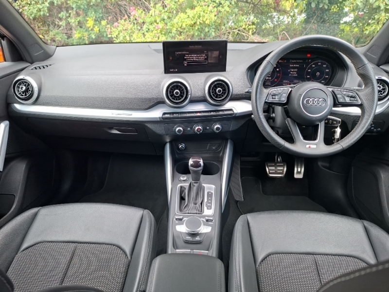 Audi Q2 35 Tfsi S Line S Tronic Grey #3
