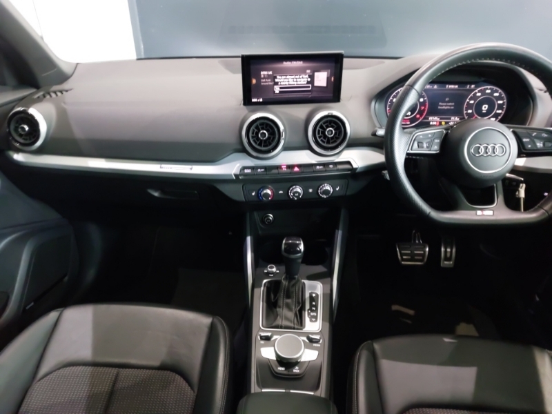 Audi Q2 35 Tfsi S Line S Tronic Grey #3