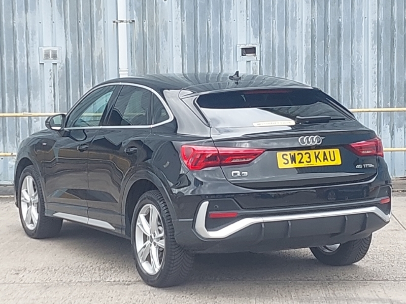 Audi Q3 45 Tfsi E S Line S Tronic Black #2