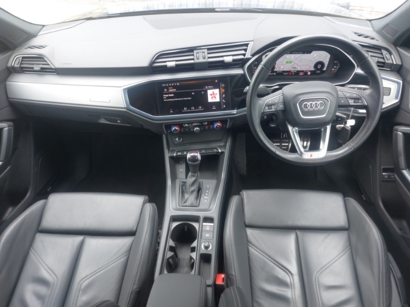 Audi Q3 45 Tfsi E S Line S Tronic Black #3