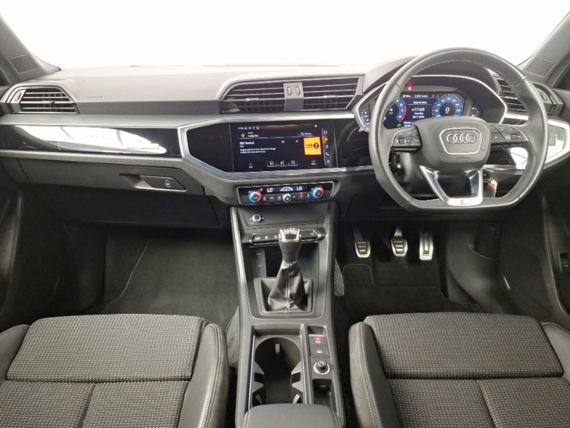 Audi Q3 35 Tfsi Black Edition KV22XTM Black #3