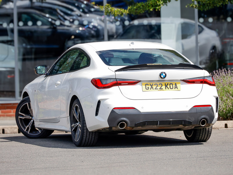 BMW 4 Series 420I M Sport Step White #2