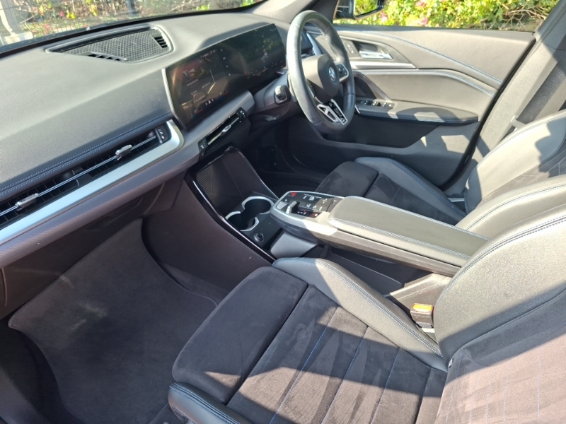 BMW iX1 150Kw Edrive20 M Sport 65Kwh Black #5