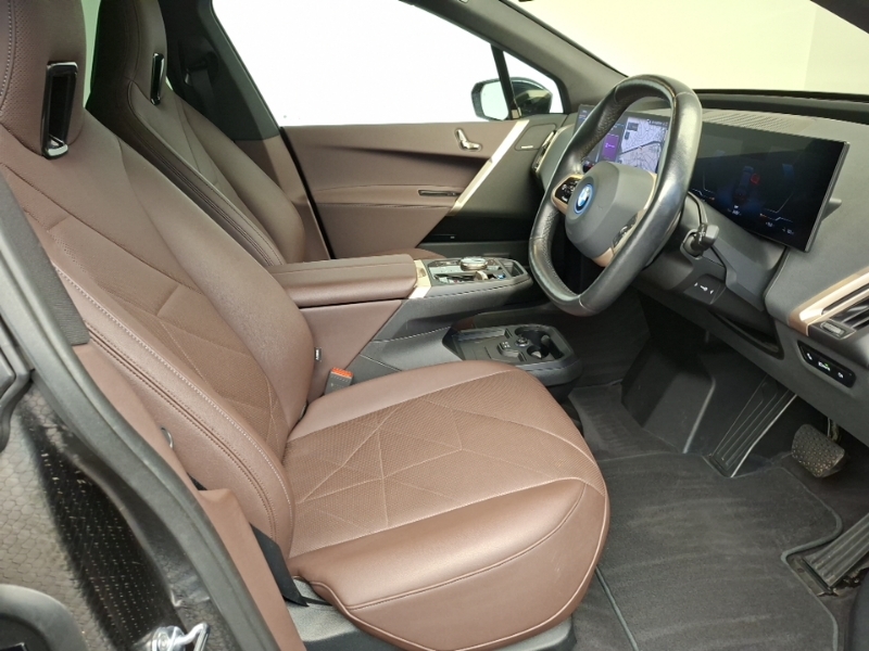 BMW iX 240Kw Xdrive40 M Sport 76.6Kwh Black #6