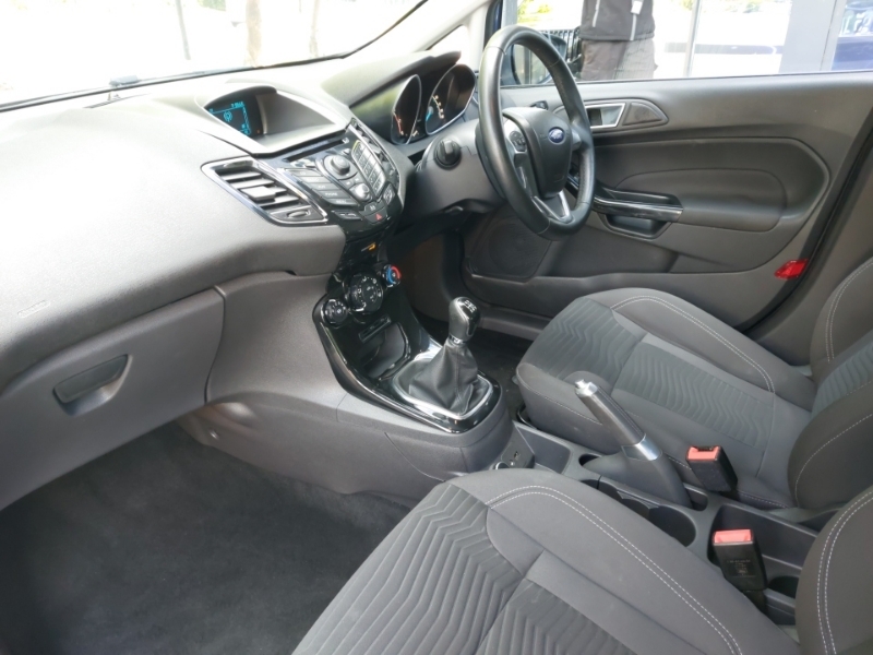 Ford Fiesta 1.25 82 Zetec Black #5