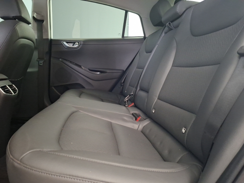 Hyundai Ioniq 1.6 Gdi Hybrid Premium Se Dct White #6