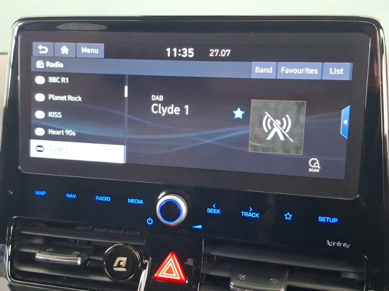 Hyundai Ioniq Hatchback White #11