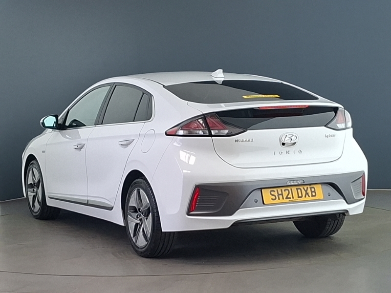 Hyundai Ioniq 1.6 Gdi Hybrid Premium Se Dct White #2