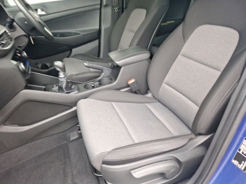 Hyundai Tucson 1.6 Gdi Se Nav 2Wd Blue #5
