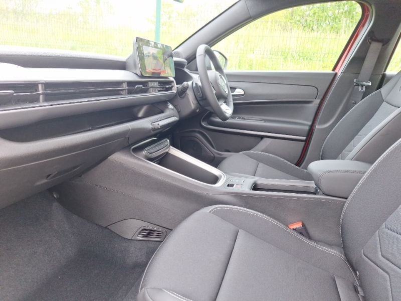 Jeep Avenger 1.2 E-hybrid Altitude Dct Red #5