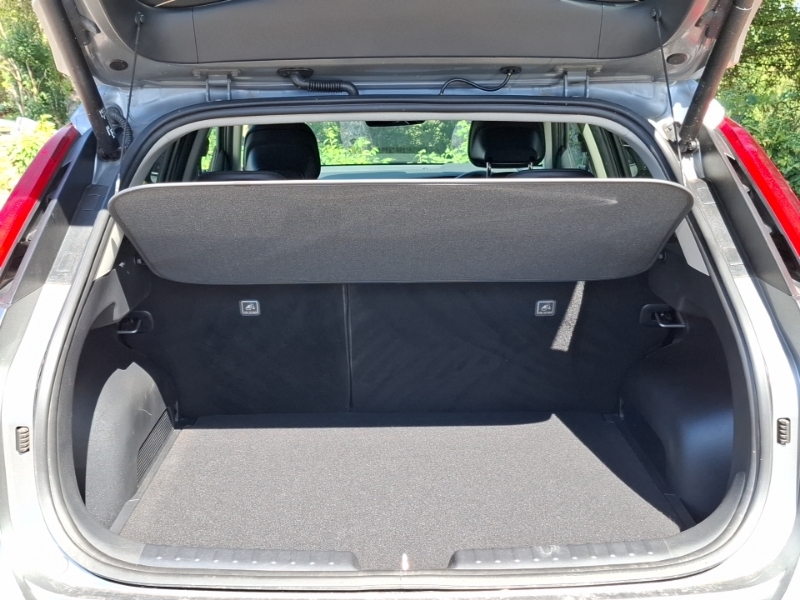 Kia Niro 1.6 Gdi Hybrid 3 Dct Red #18