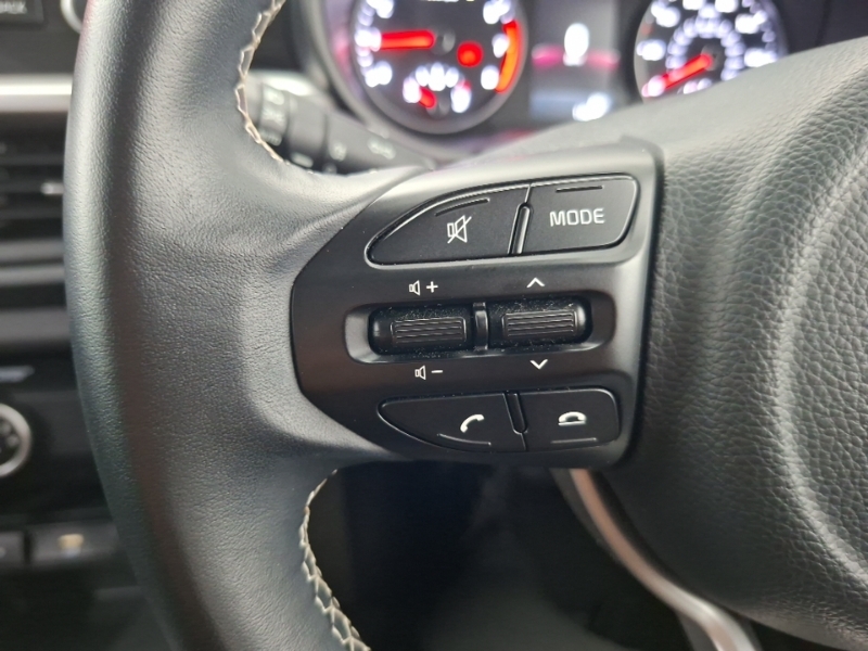 Kia Picanto 1.0 3 4 Seats Black #12