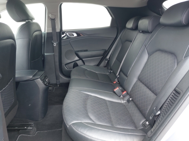 Kia Xceed 1.6 Gdi Phev First Edition Dct Silver #6