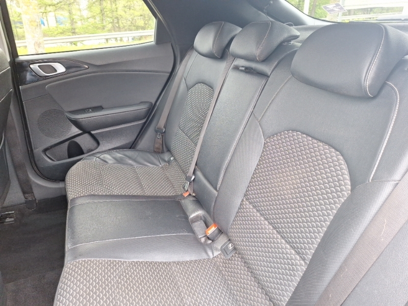 Kia Xceed 1.0T Gdi Isg Connect Black #6