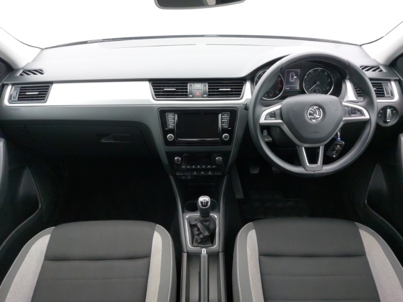 Skoda Rapid Spaceback 1.2 Tsi 90 Se Tech Beige #3