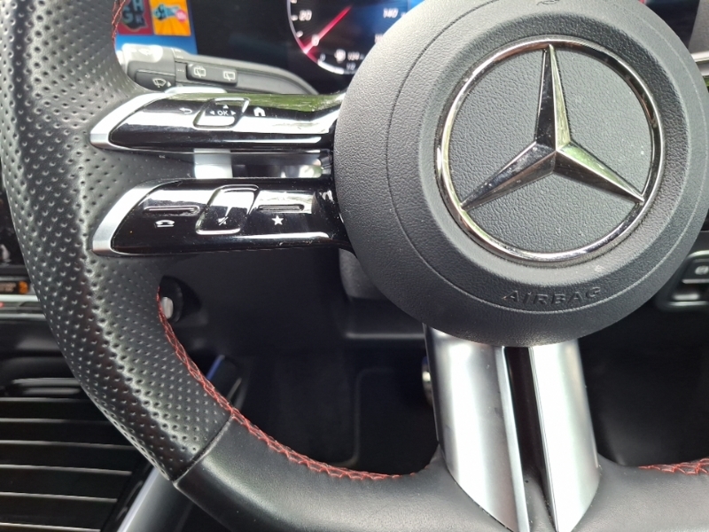 Mercedes-Benz GLA Class Gla 220D 4Matic Amg Line Premium Plus Red #12