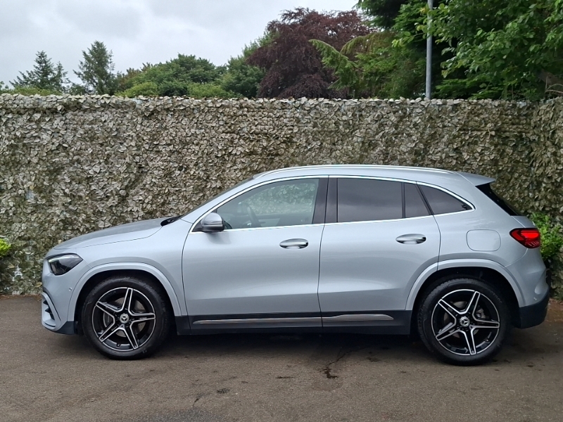Mercedes-Benz GLA Class Gla 200 Amg Line Executive Silver #4