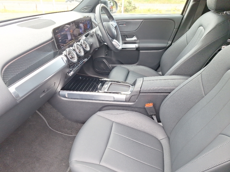 Mercedes-Benz EQB Eqb 250 140Kw Sport Executive 70.5Kwh Black #5