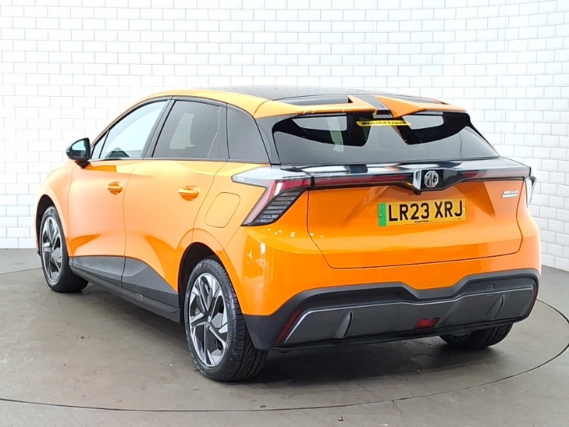 MG MG4 150Kw Trophy Ev Long Range 64Kwh Orange #2