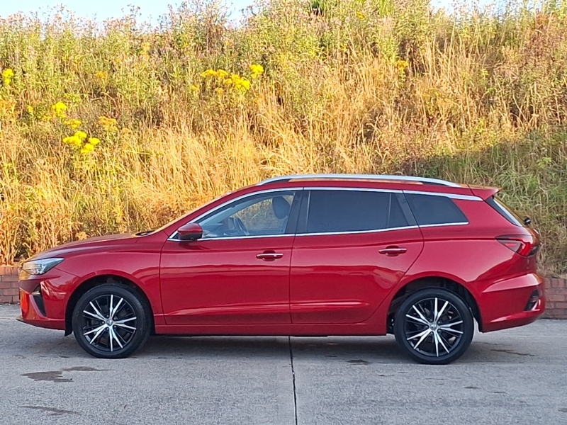 MG MG5 115Kw Trophy Ev Long Range 61Kwh Red #4