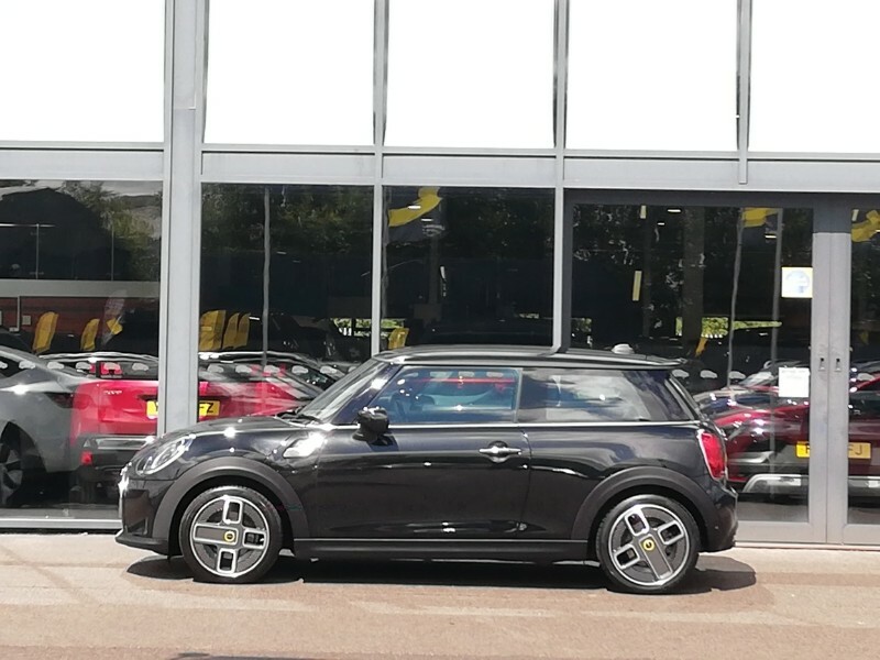 Mini Hatch 135Kw Cooper S Level 2 33Kwh Black #3