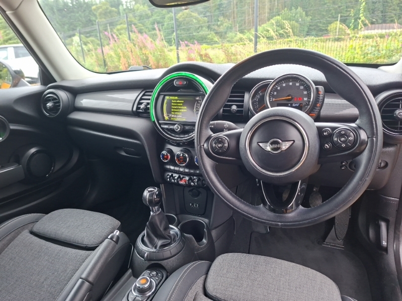 Mini Hatch 1.5 Cooper Orange #3
