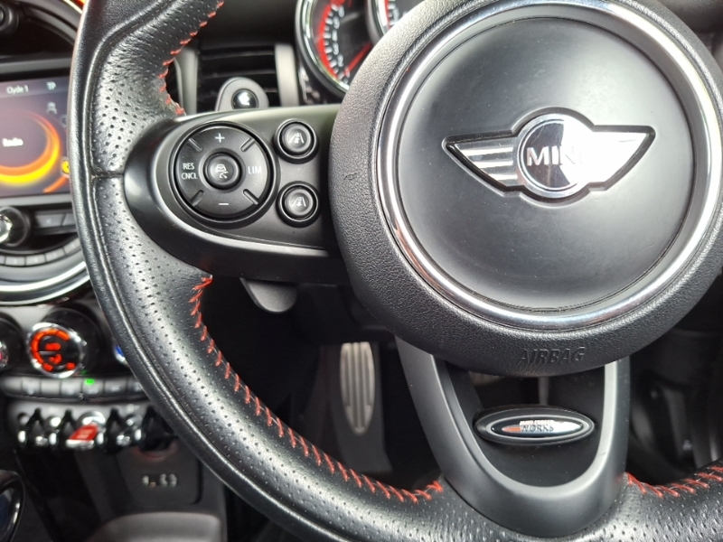 Mini Hatch 1.6 Cooper S Suv Euro 5 S S 1 Black #12