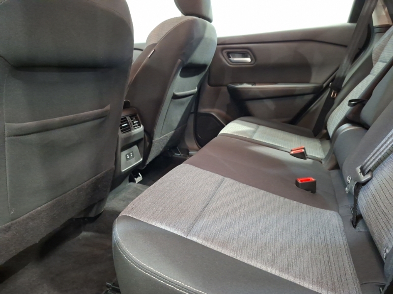 Nissan X-Trail 1.5 Mhev 163 Acenta Premium 7 Seat Xtronic Silver #6