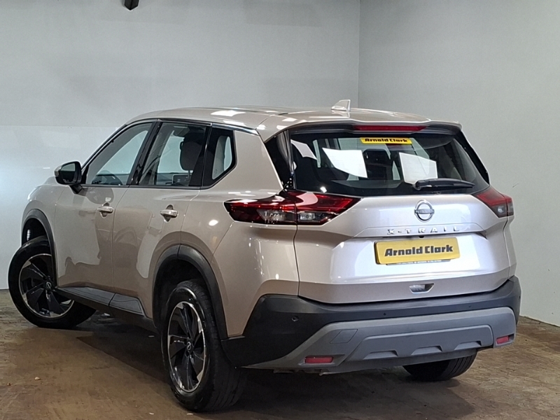 Nissan X-Trail 1.5 Mhev 163 Acenta Premium 7 Seat Xtronic Silver #2