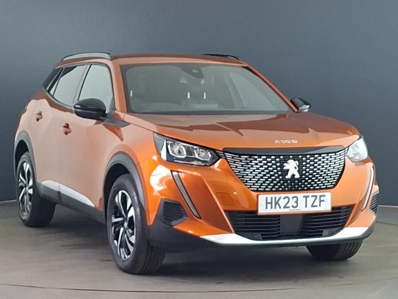 Peugeot 2008 1.2 Puretech Allure Premium Orange