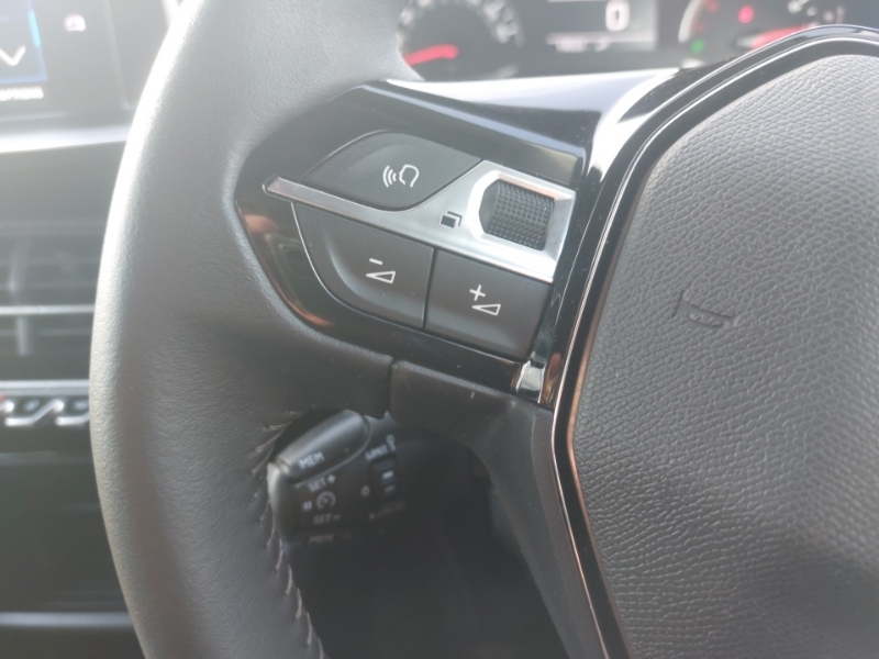 Peugeot 208 1.2 Puretech Active Premium Grey #12