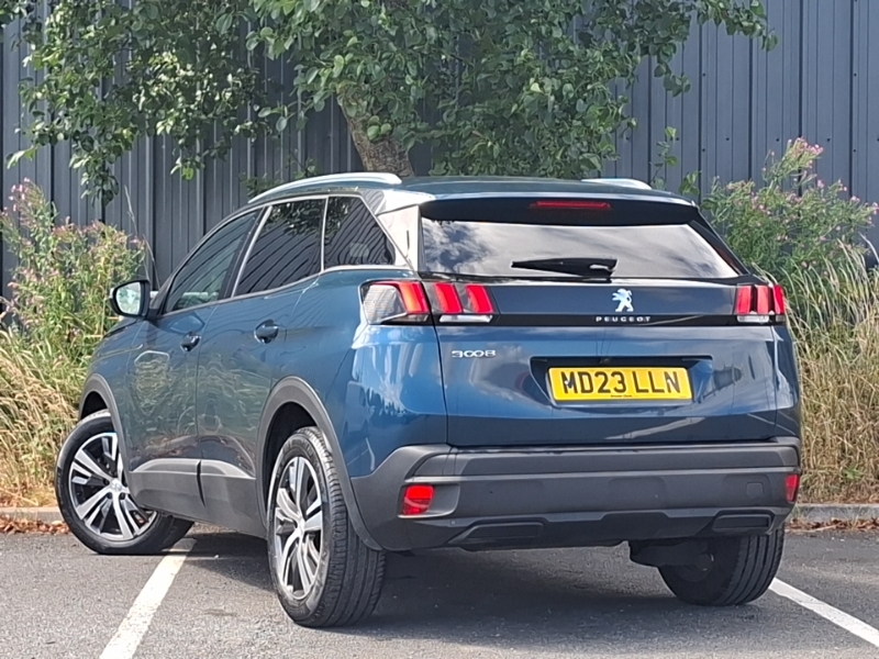 Peugeot 3008 1.2 Puretech Active Premium Eat8 Blue #2