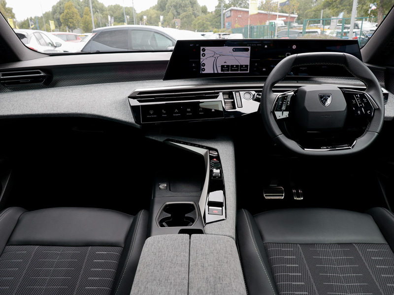 Peugeot 3008 157Kw Gt 73Kwh White #3