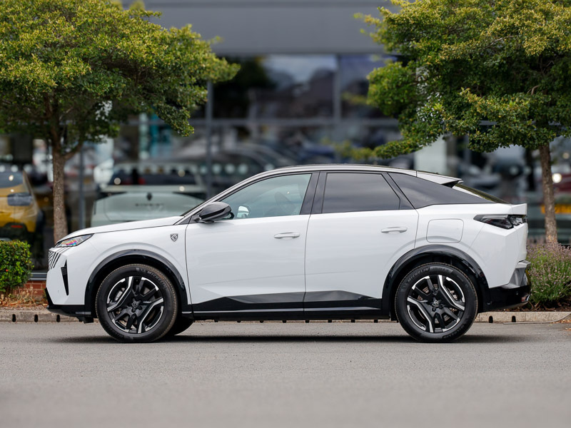 Peugeot 3008 157Kw Gt 73Kwh White #4
