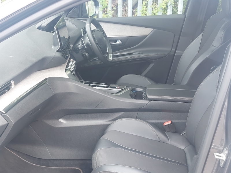 Peugeot 5008 1.5 Bluehdi Gt Eat8 Grey #5