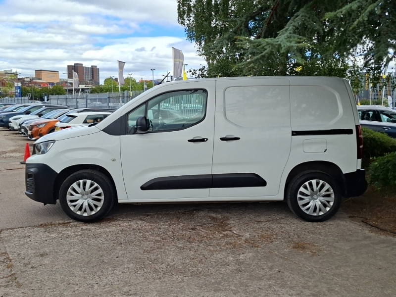 Peugeot Partner 1000 1.5 Bluehdi 100 Professional Van White #4