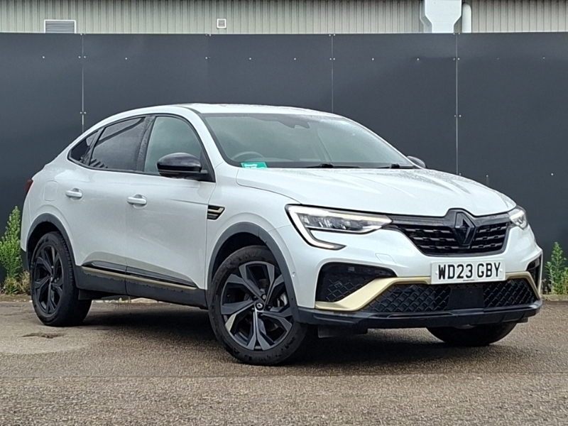 Renault Arkana 1.6 E-tech Full Hybrid 145 Engineered White