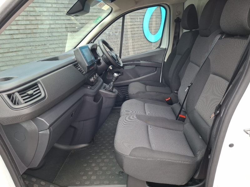 Renault Trafic Sl30 Blue Dci 130 Advance Van White #5