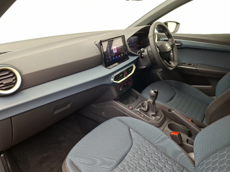 Seat Ibiza 1.0 Tsi 95 Se Technology Black #5
