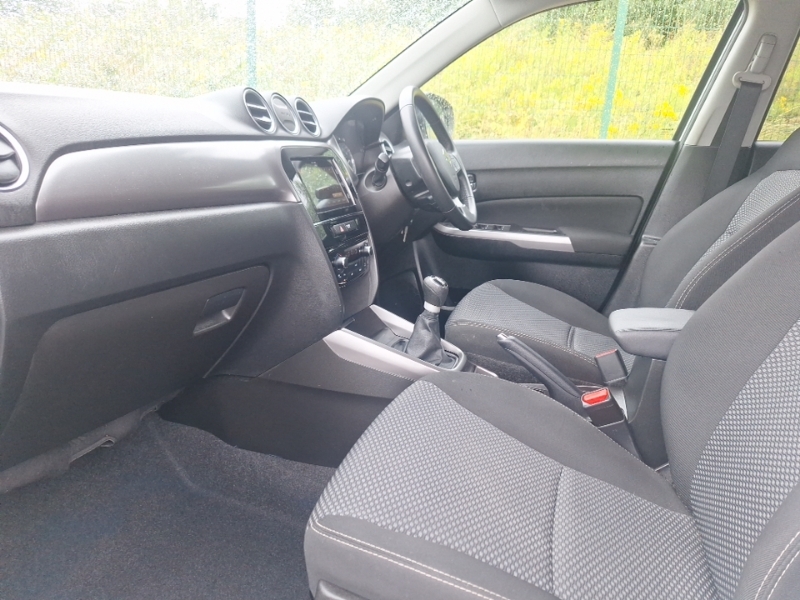 Suzuki Vitara 1.4 Boosterjet 48V Hybrid Sz-t MV23DYD White #6