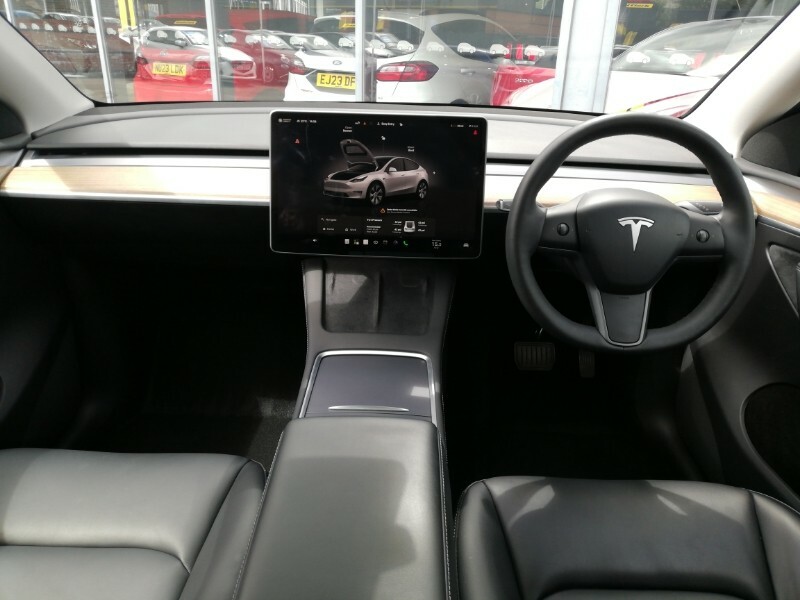 Tesla Model Y Long Range Awd White #3